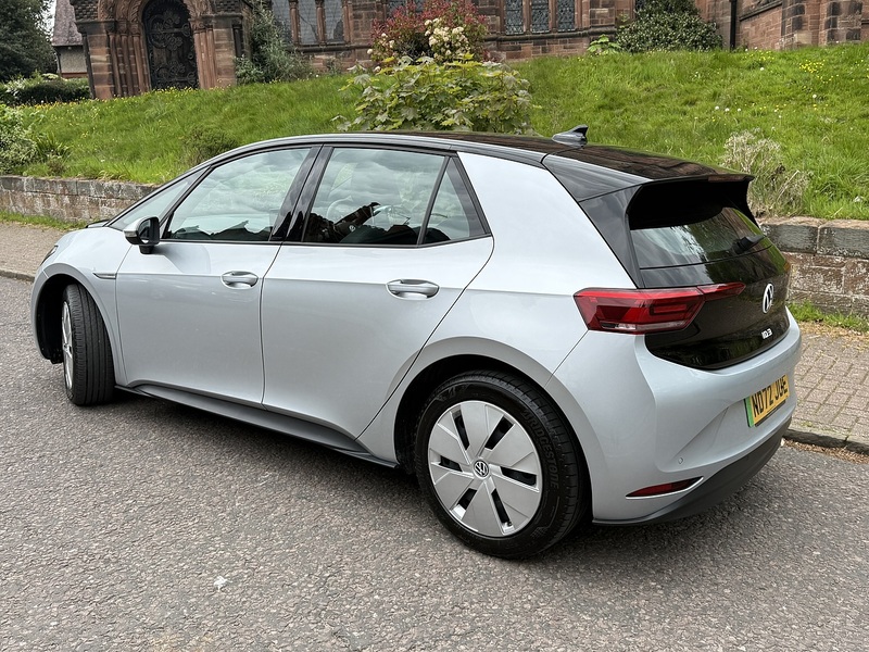Volkswagen ID.3 Pro Performance 58kWh Life Hatchback 5dr Electric Auto (204 ps) - U26045