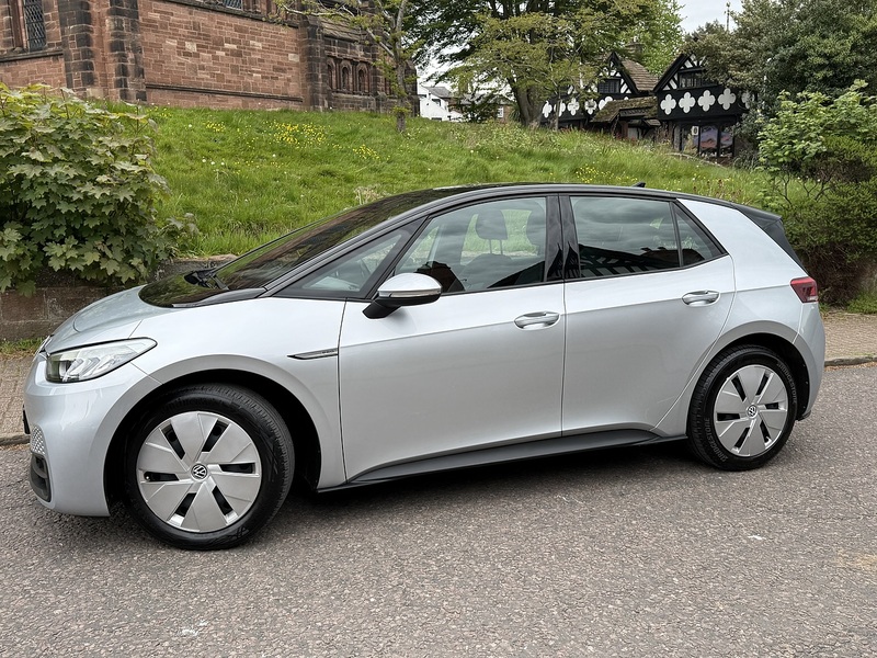 Volkswagen ID.3 Pro Performance 58kWh Life Hatchback 5dr Electric Auto (204 ps) - U26045