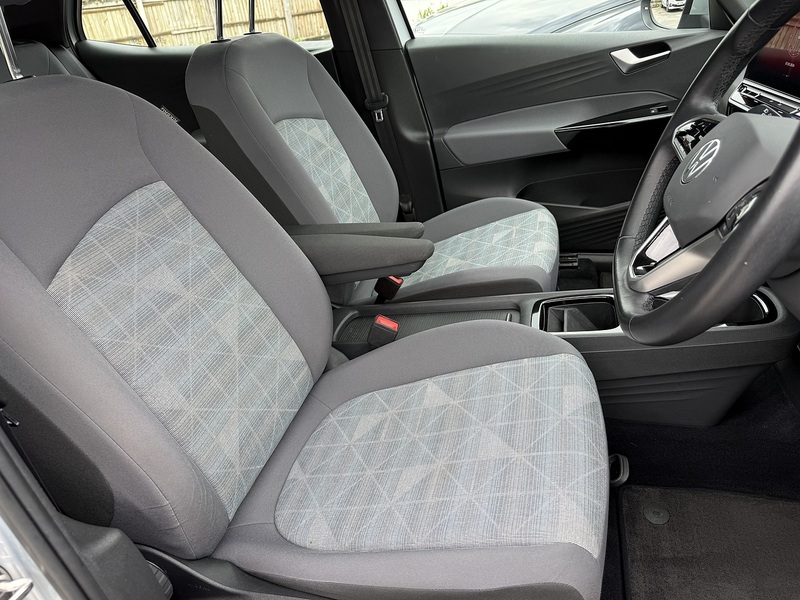 Volkswagen ID.3 Pro Performance 58kWh Life Hatchback 5dr Electric Auto (204 ps) - U26045