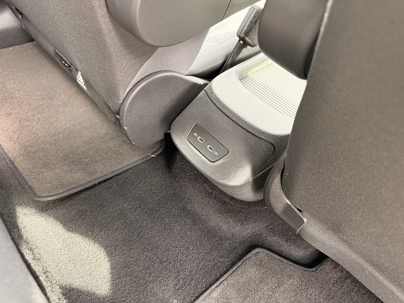 Volkswagen ID.3 Pro Performance 58kWh Life Hatchback 5dr Electric Auto (204 ps) - U26045