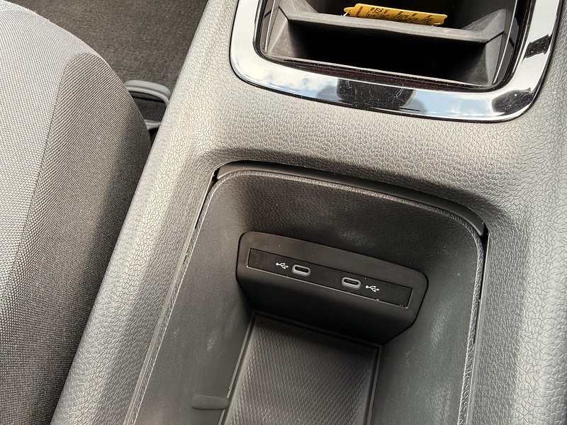 Volkswagen ID.3 Pro Performance 58kWh Life Hatchback 5dr Electric Auto (204 ps) - U26045