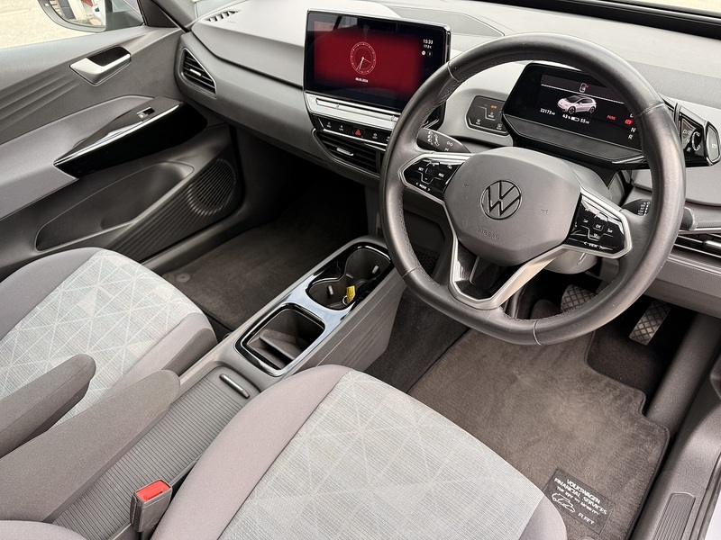 Volkswagen ID.3 Pro Performance 58kWh Life Hatchback 5dr Electric Auto (204 ps) - U26045