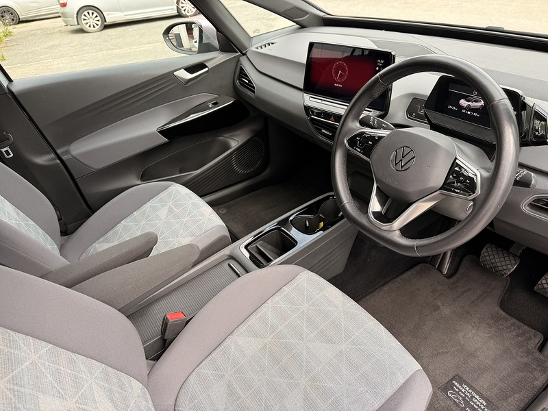 Volkswagen ID.3 Pro Performance 58kWh Life Hatchback 5dr Electric Auto (204 ps) - U26045