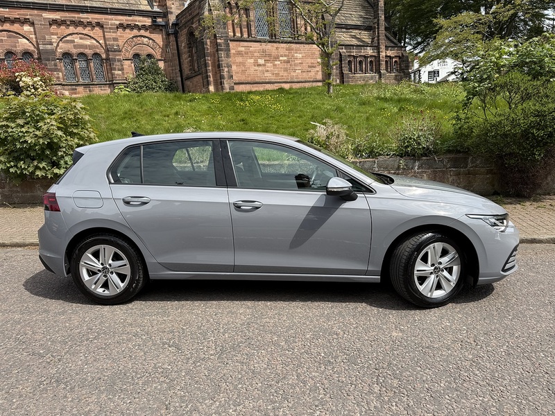 Volkswagen Golf 1.5 TSI Life Hatchback 5dr Petrol Manual Euro 6 (s/s) (130 ps) - U26046