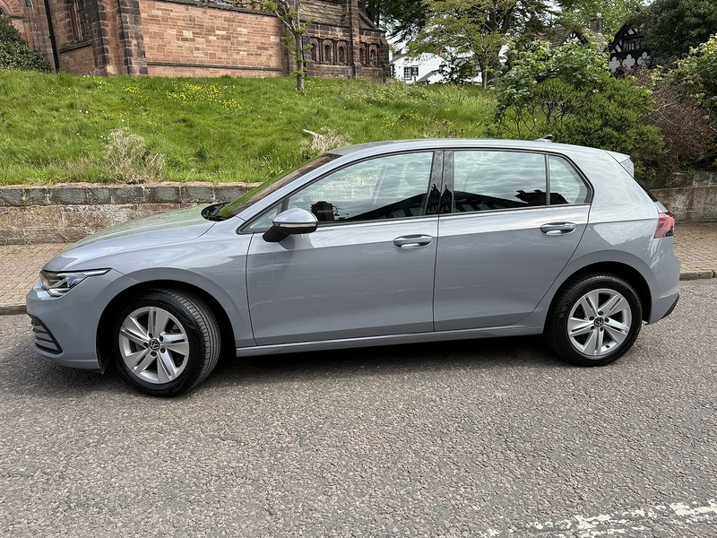 Volkswagen Golf 1.5 TSI Life Hatchback 5dr Petrol Manual Euro 6 (s/s) (130 ps) - U26046