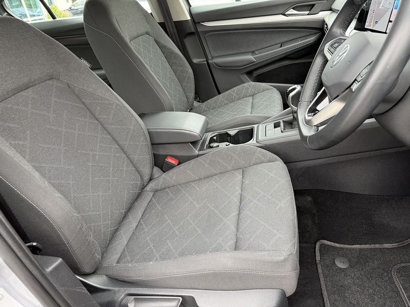 Volkswagen Golf 1.5 TSI Life Hatchback 5dr Petrol Manual Euro 6 (s/s) (130 ps) - U26046