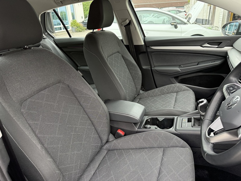 Volkswagen Golf 1.5 TSI Life Hatchback 5dr Petrol Manual Euro 6 (s/s) (130 ps) - U26046