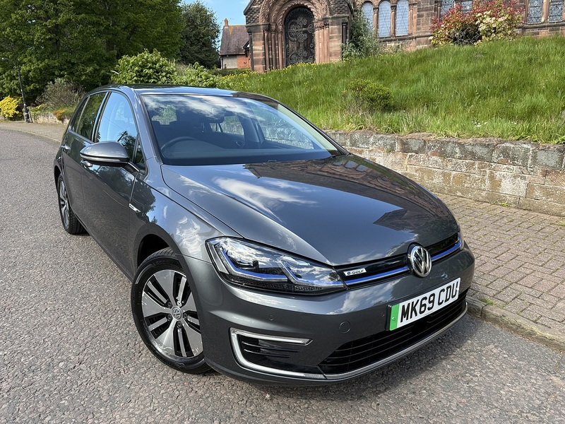 Volkswagen e-Golf 35.8kWh e-Golf Hatchback 5dr Electric Auto (136 ps) - U26047