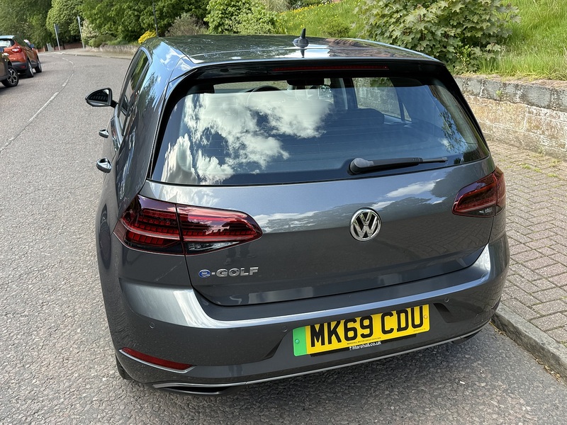 Volkswagen e-Golf 35.8kWh e-Golf Hatchback 5dr Electric Auto (136 ps) - U26047