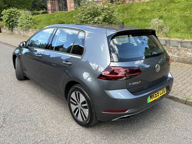 Volkswagen e-Golf 35.8kWh e-Golf Hatchback 5dr Electric Auto (136 ps) - U26047