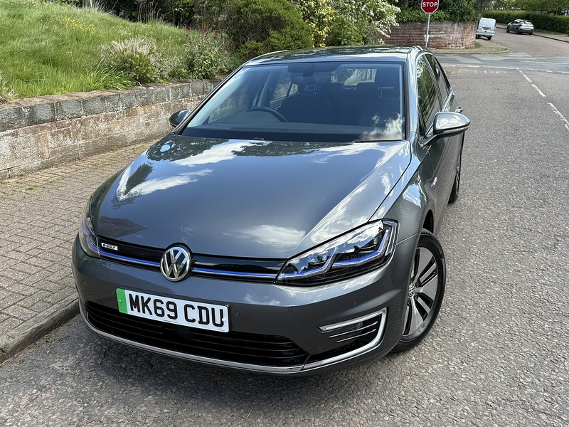 Volkswagen e-Golf 35.8kWh e-Golf Hatchback 5dr Electric Auto (136 ps) - U26047