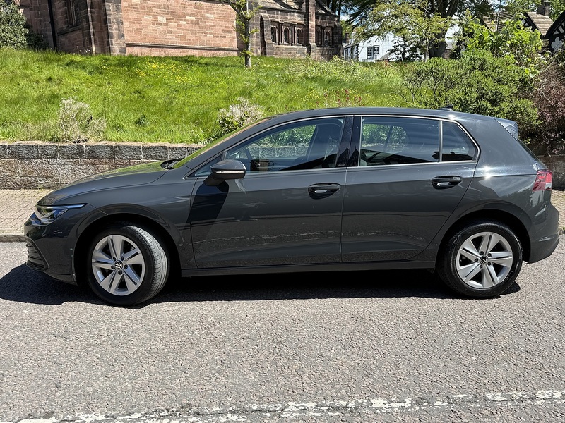 Volkswagen Golf 1.5 TSI Life Hatchback 5dr Petrol Manual Euro 6 (s/s) (130 ps) - U26050