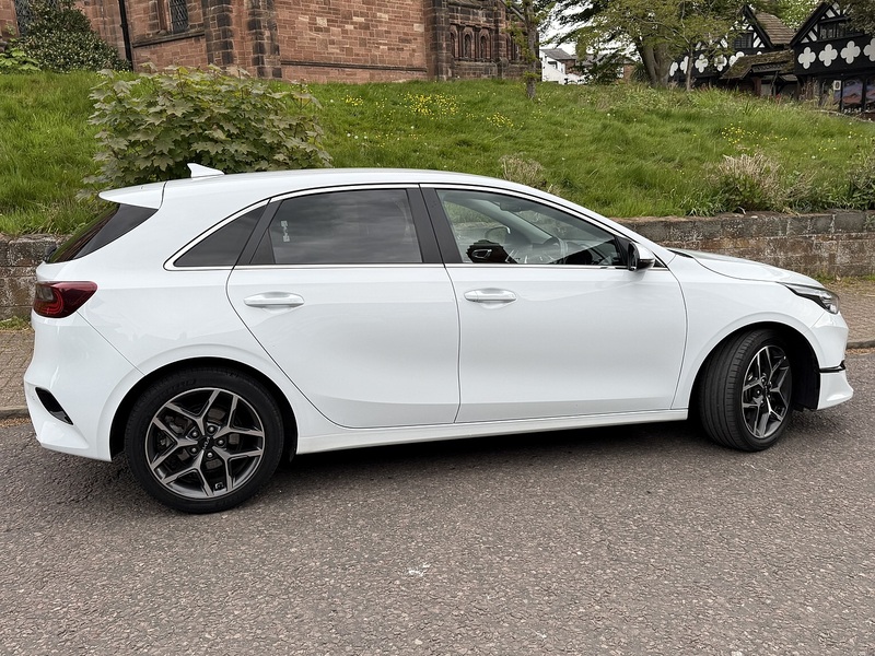 Kia Ceed 1.5 T-GDi 3 Hatchback 5dr Petrol Manual Euro 6 (s/s) (158 bhp) - U26051
