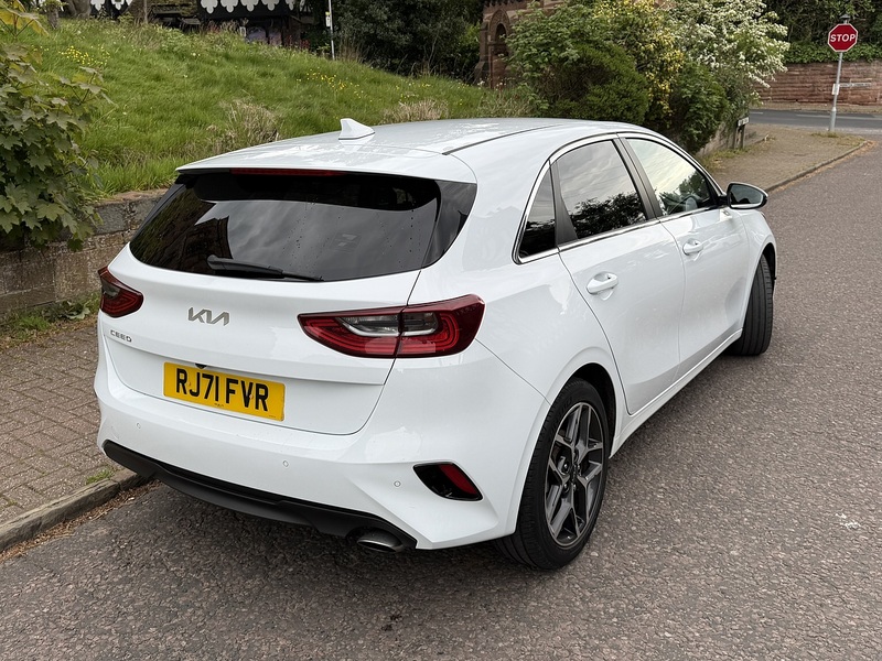 Kia Ceed 1.5 T-GDi 3 Hatchback 5dr Petrol Manual Euro 6 (s/s) (158 bhp) - U26051