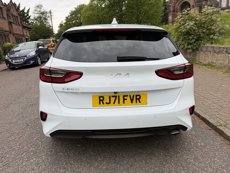 Kia Ceed 1.5 T-GDi 3 Hatchback 5dr Petrol Manual Euro 6 (s/s) (158 bhp) - U26051