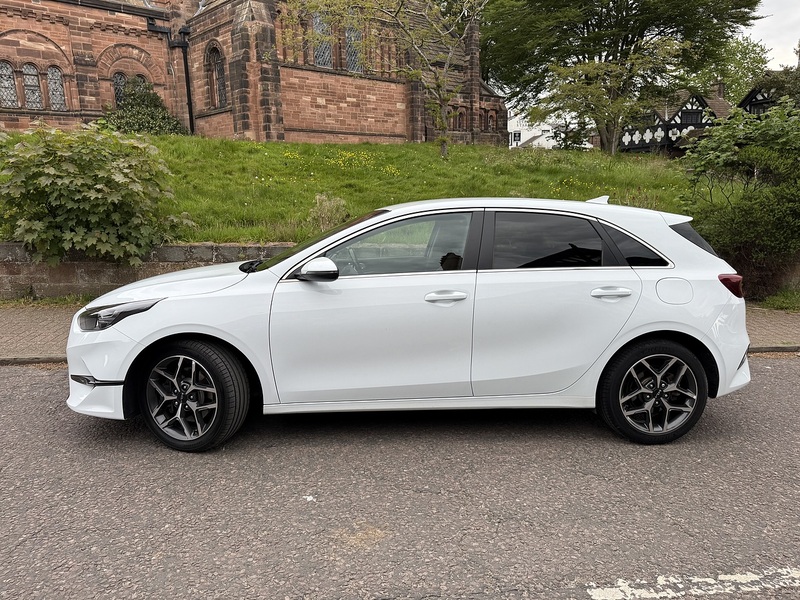 Kia Ceed 1.5 T-GDi 3 Hatchback 5dr Petrol Manual Euro 6 (s/s) (158 bhp) - U26051