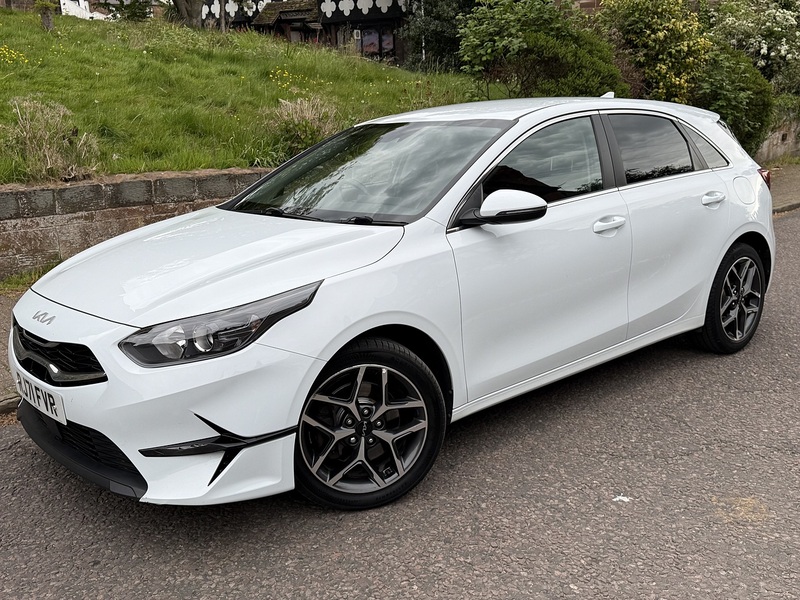 Kia Ceed 1.5 T-GDi 3 Hatchback 5dr Petrol Manual Euro 6 (s/s) (158 bhp) - U26051