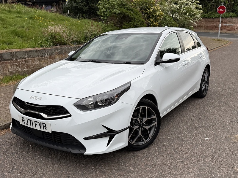 Kia Ceed 1.5 T-GDi 3 Hatchback 5dr Petrol Manual Euro 6 (s/s) (158 bhp) - U26051