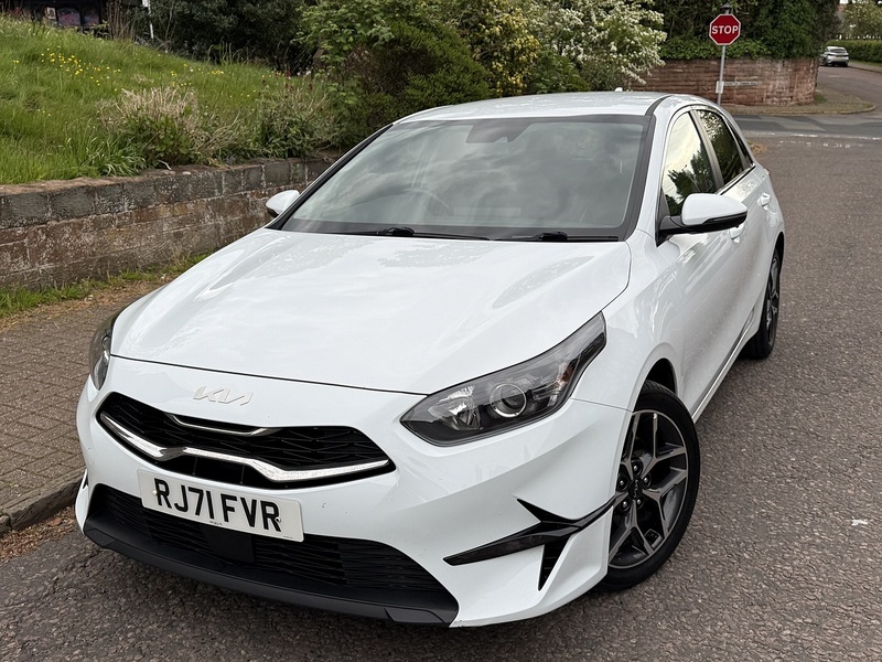 Kia Ceed 1.5 T-GDi 3 Hatchback 5dr Petrol Manual Euro 6 (s/s) (158 bhp) - U26051