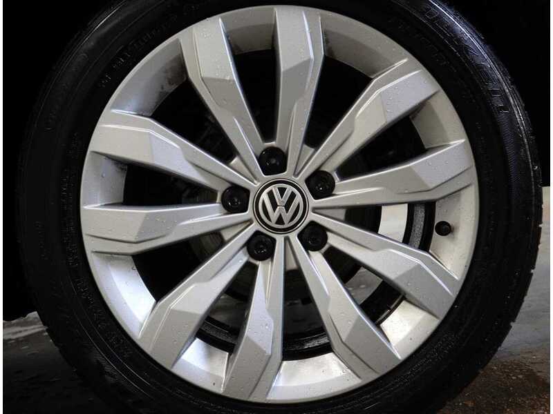 Volkswagen T-Roc 1.5 TSI GPF EVO SE SUV 5dr Petrol DSG Euro 6 (s/s) (150 ps) - U26055