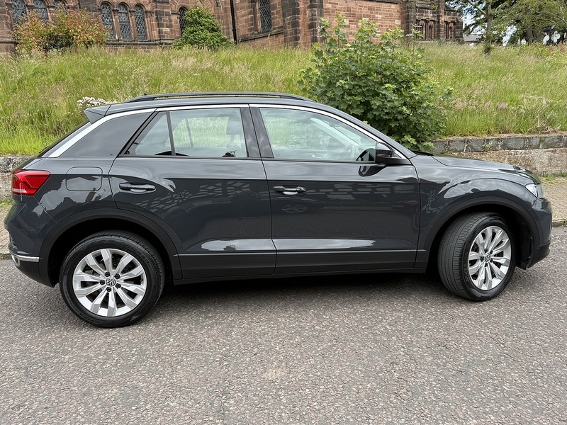 Volkswagen T-Roc 1.5 TSI GPF EVO SE SUV 5dr Petrol DSG Euro 6 (s/s) (150 ps) - U26055