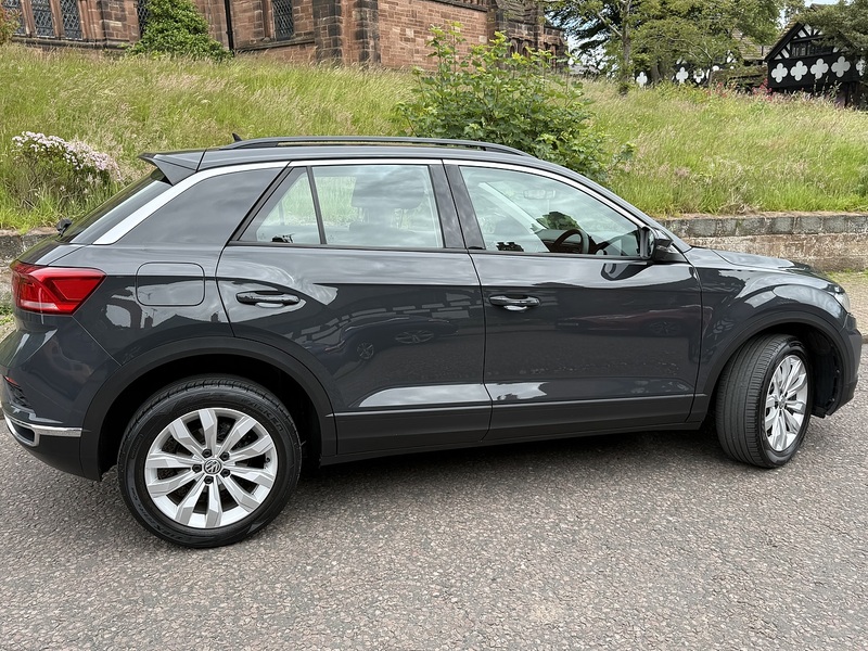 Volkswagen T-Roc 1.5 TSI GPF EVO SE SUV 5dr Petrol DSG Euro 6 (s/s) (150 ps) - U26055