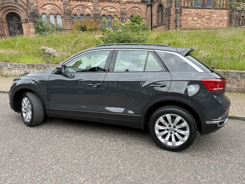 Volkswagen T-Roc 1.5 TSI GPF EVO SE SUV 5dr Petrol DSG Euro 6 (s/s) (150 ps) - U26055