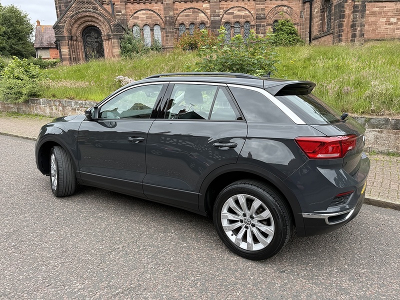 Volkswagen T-Roc 1.5 TSI GPF EVO SE SUV 5dr Petrol DSG Euro 6 (s/s) (150 ps) - U26055