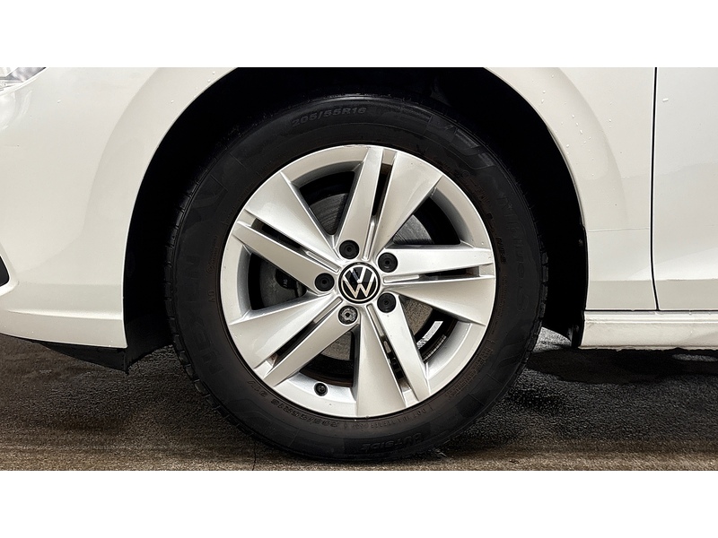 Volkswagen Golf 1.0 TSI Life Hatchback 5dr Petrol Manual Euro 6 (s/s) (110 ps) - U26056