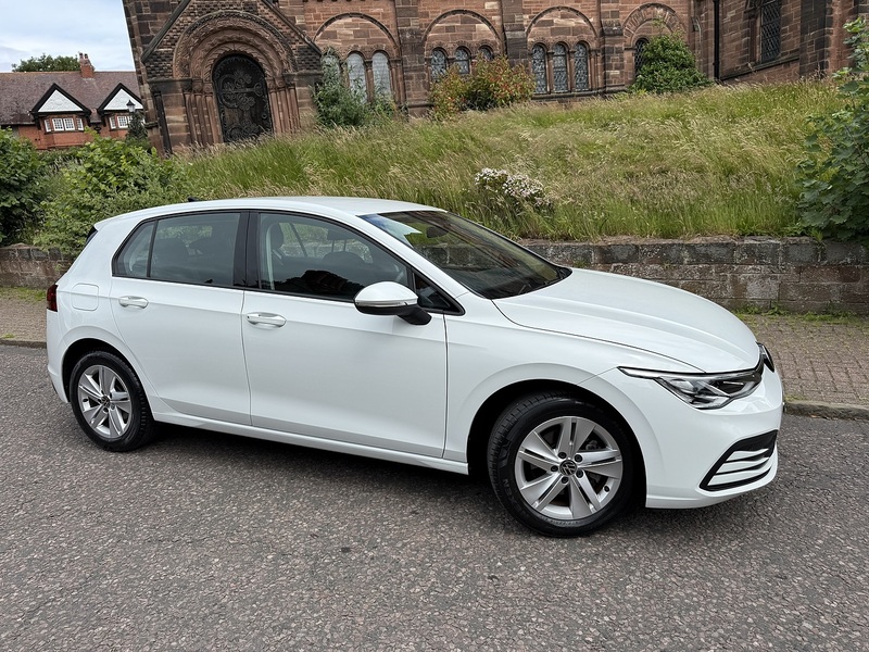 Volkswagen Golf 1.0 TSI Life Hatchback 5dr Petrol Manual Euro 6 (s/s) (110 ps) - U26056