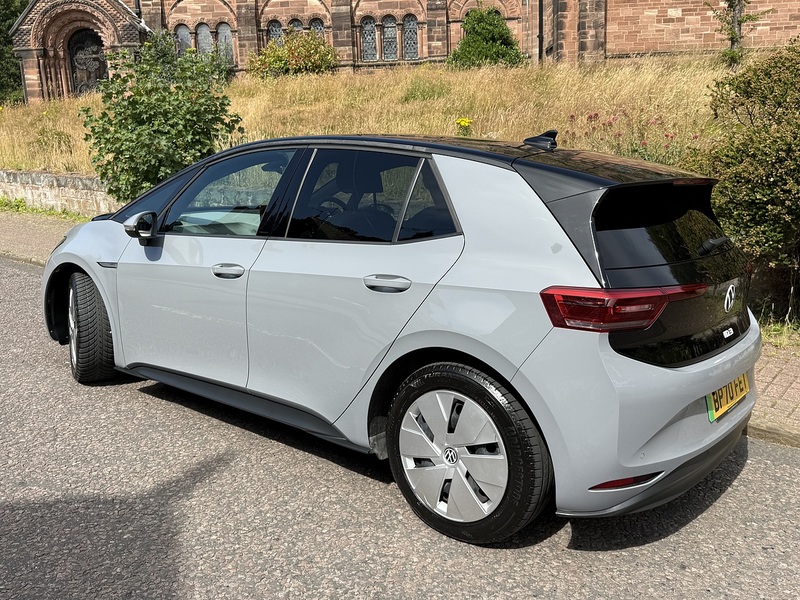 Volkswagen ID.3 Pro Performance 58kWh Family Hatchback 5dr Electric Auto (204 ps) - U26058