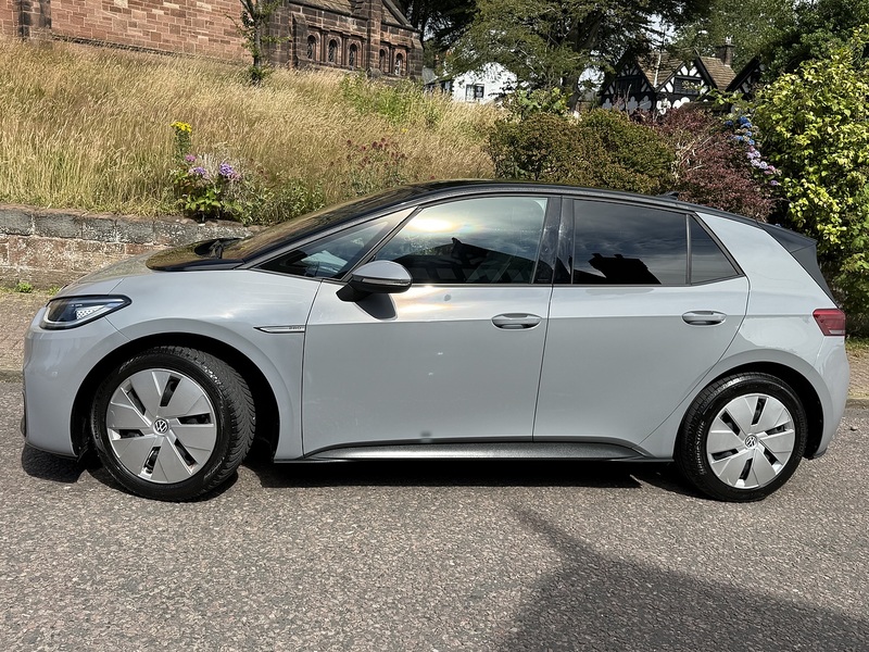 Volkswagen ID.3 Pro Performance 58kWh Family Hatchback 5dr Electric Auto (204 ps) - U26058