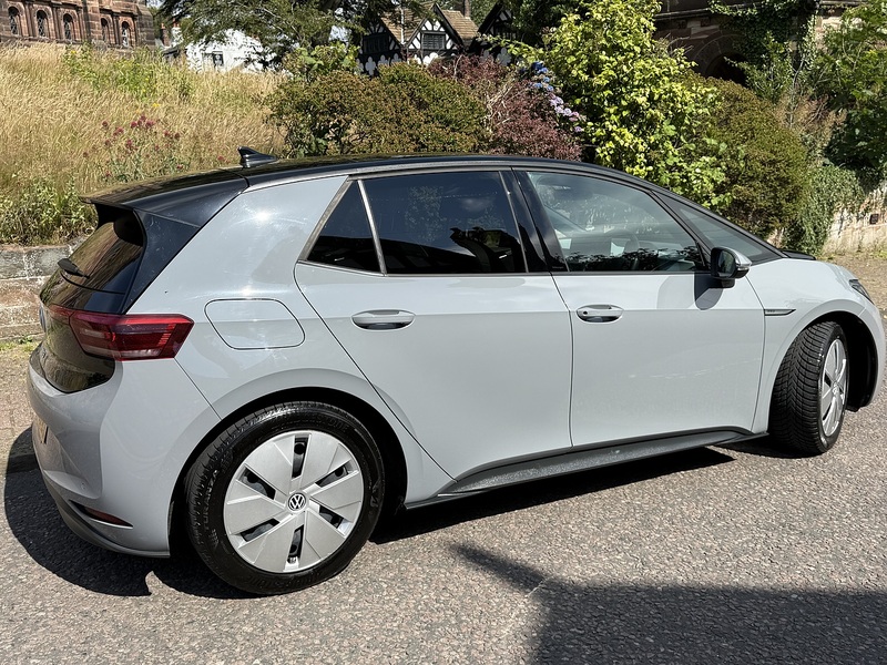 Volkswagen ID.3 Pro Performance 58kWh Family Hatchback 5dr Electric Auto (204 ps) - U26058