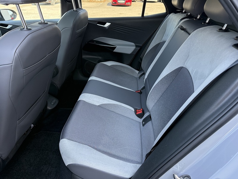 Volkswagen ID.3 Pro Performance 58kWh Family Hatchback 5dr Electric Auto (204 ps) - U26058