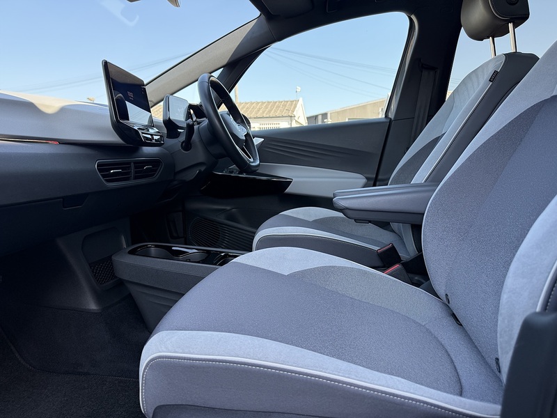 Volkswagen ID.3 Pro Performance 58kWh Family Hatchback 5dr Electric Auto (204 ps) - U26058