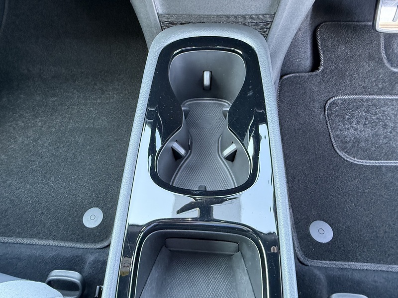 Volkswagen ID.3 Pro Performance 58kWh Family Hatchback 5dr Electric Auto (204 ps) - U26058