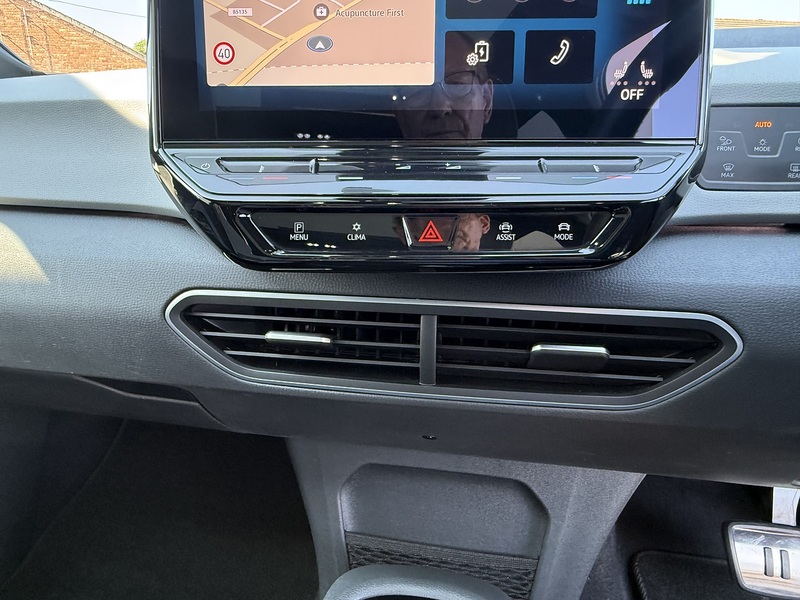 Volkswagen ID.3 Pro Performance 58kWh Family Hatchback 5dr Electric Auto (204 ps) - U26058