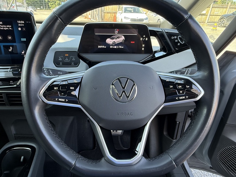 Volkswagen ID.3 Pro Performance 58kWh Family Hatchback 5dr Electric Auto (204 ps) - U26058