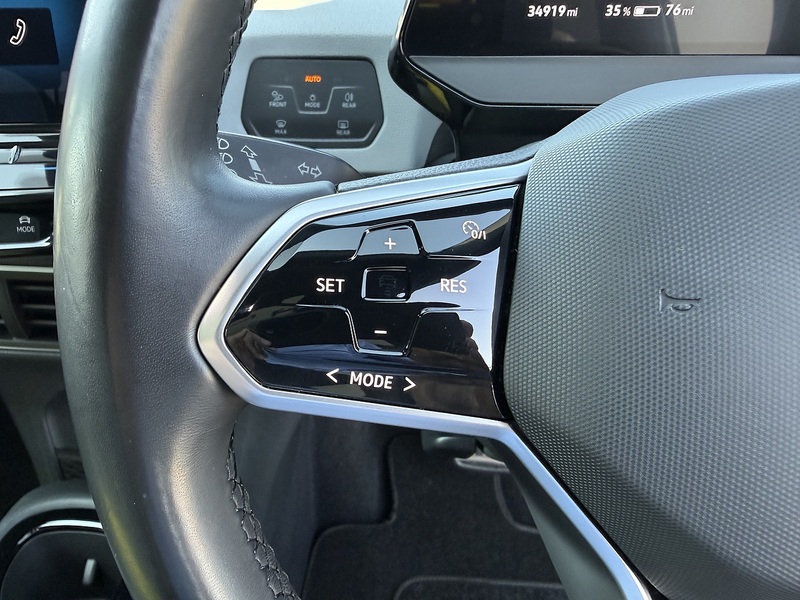Volkswagen ID.3 Pro Performance 58kWh Family Hatchback 5dr Electric Auto (204 ps) - U26058