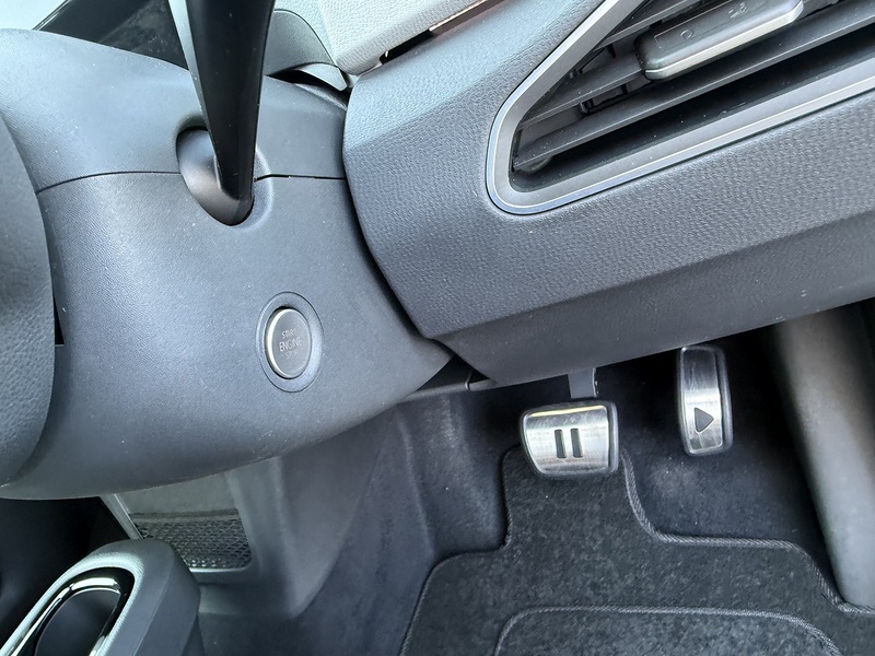Volkswagen ID.3 Pro Performance 58kWh Family Hatchback 5dr Electric Auto (204 ps) - U26058