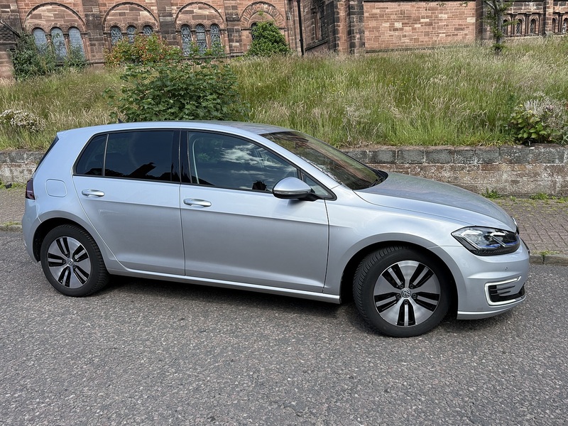 Volkswagen e-Golf 35.8kWh e-Golf Hatchback 5dr Electric Auto (136 ps) - U26063