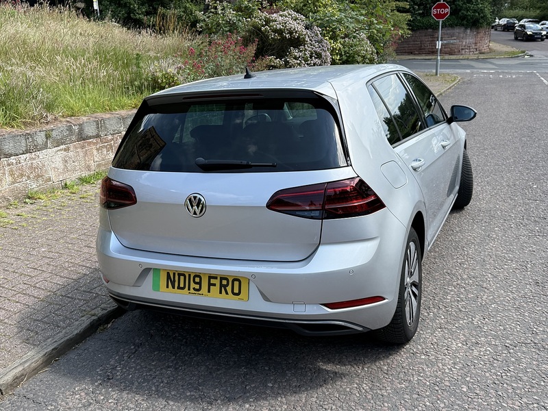 Volkswagen e-Golf 35.8kWh e-Golf Hatchback 5dr Electric Auto (136 ps) - U26063