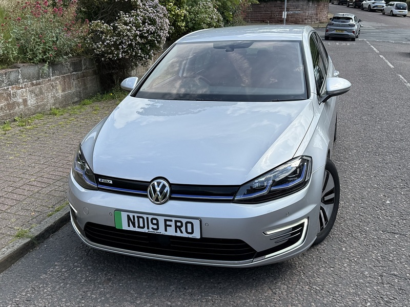 Volkswagen e-Golf 35.8kWh e-Golf Hatchback 5dr Electric Auto (136 ps) - U26063