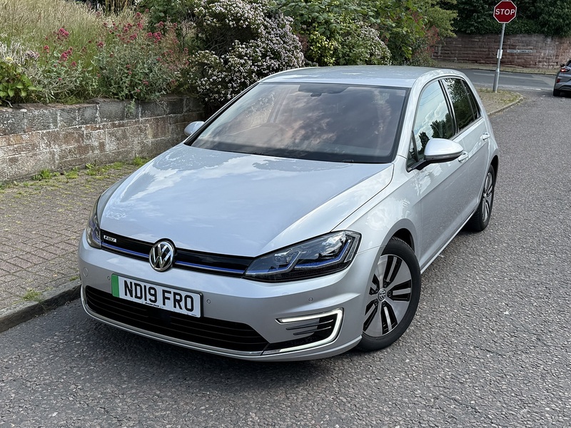 Volkswagen e-Golf 35.8kWh e-Golf Hatchback 5dr Electric Auto (136 ps) - U26063