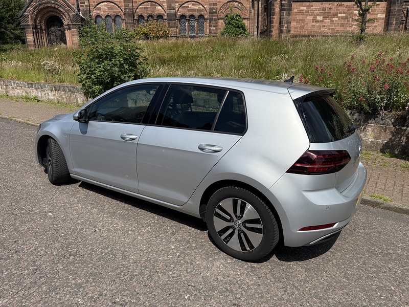 Volkswagen e-Golf 35.8kWh e-Golf Hatchback 5dr Electric Auto (136 ps) - U26063