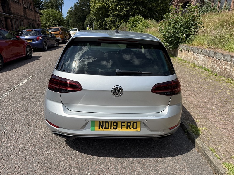 Volkswagen e-Golf 35.8kWh e-Golf Hatchback 5dr Electric Auto (136 ps) - U26063