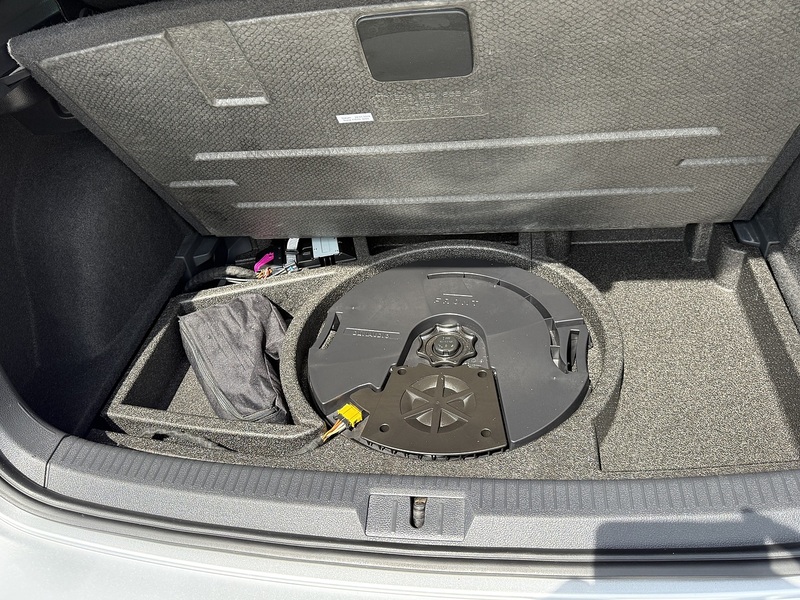 Volkswagen e-Golf 35.8kWh e-Golf Hatchback 5dr Electric Auto (136 ps) - U26063