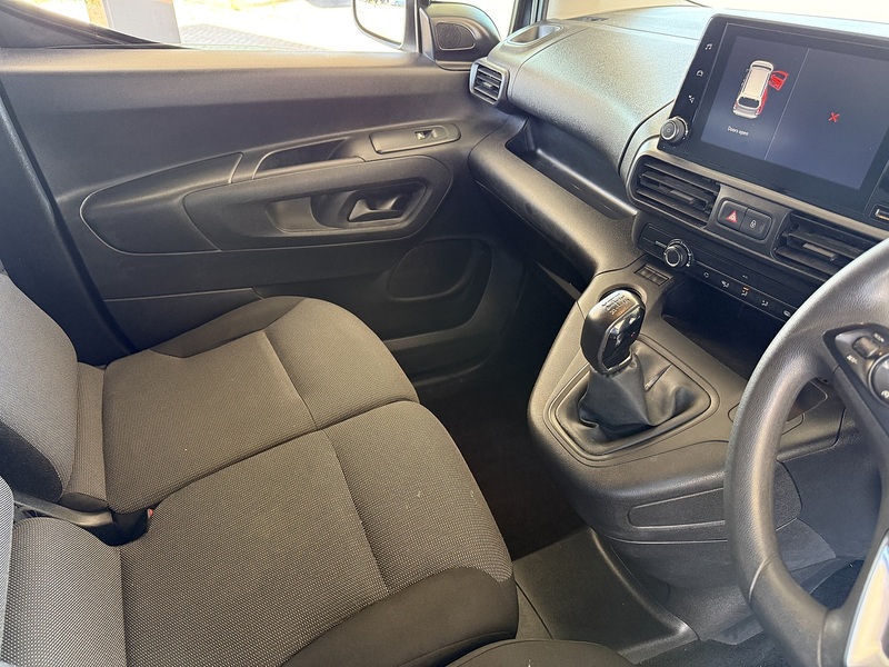 Vauxhall Combo 1.5 Turbo D 2300 Sportive Panel Van 4dr Diesel Manual L2 H1 Euro 6 (100 ps) - U26069