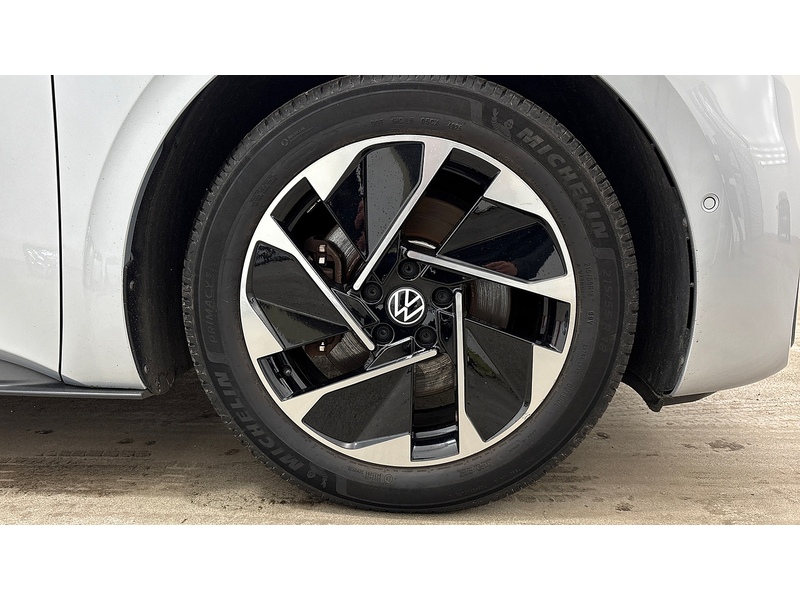Volkswagen ID.3 Pro Performance 58kWh Family Hatchback 5dr Electric Auto (204 ps) - U26071