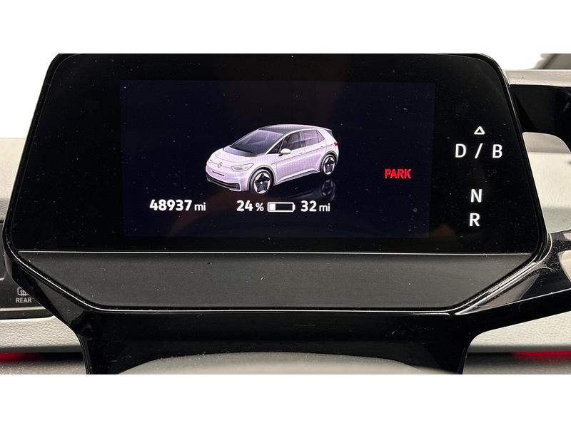 Volkswagen ID.3 Pro Performance 58kWh Family Hatchback 5dr Electric Auto (204 ps) - U26072